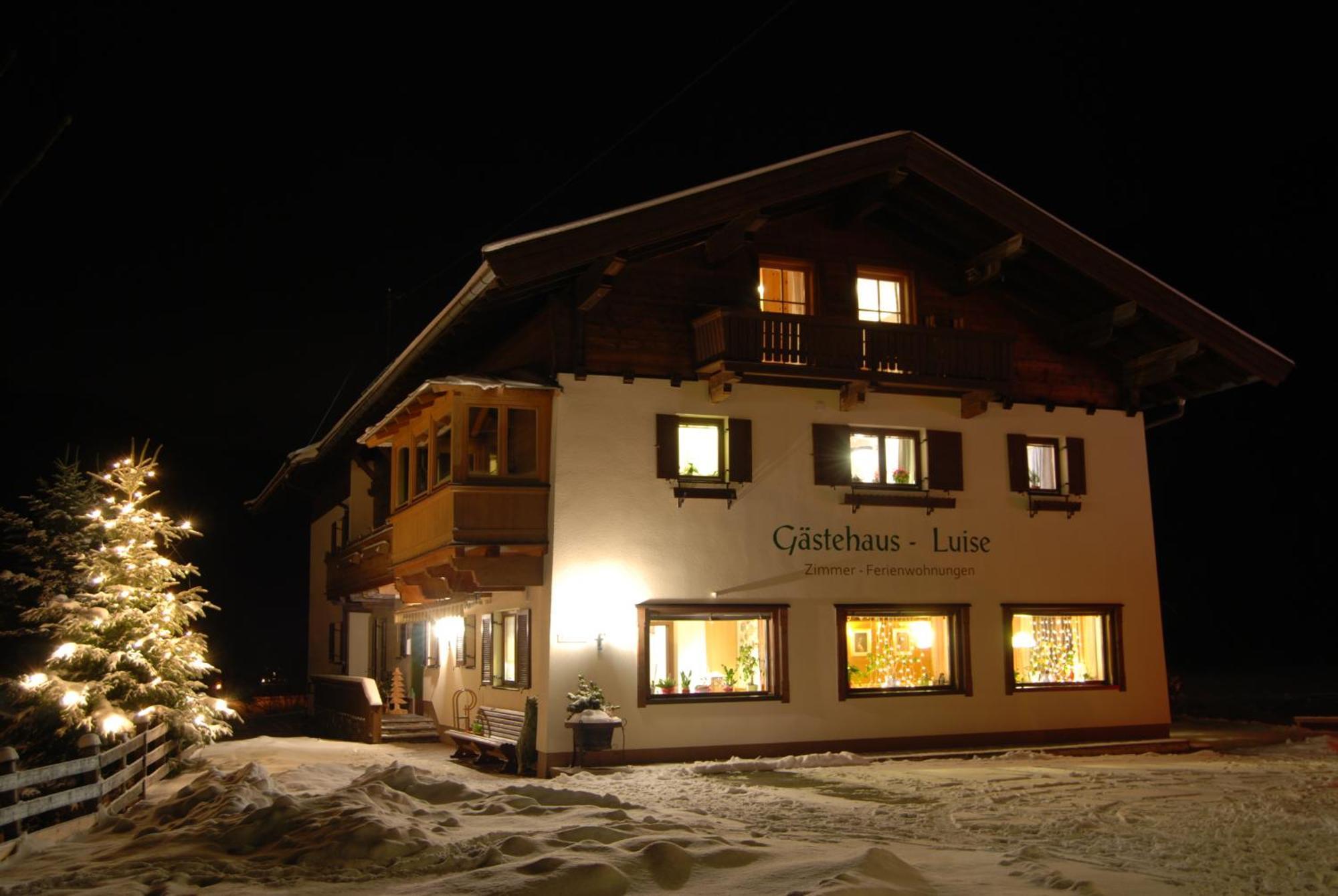 Gaestehaus Luise Waidring Exterior photo